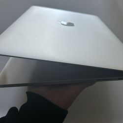 MacBook Pro 15.6” 2017