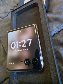Motorola razor 2025  ultra 1TGB
