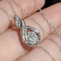 Diamond Infinity Necklace 