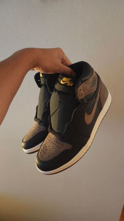 Air Jordan 1 Palomino brown shoe size 8.5