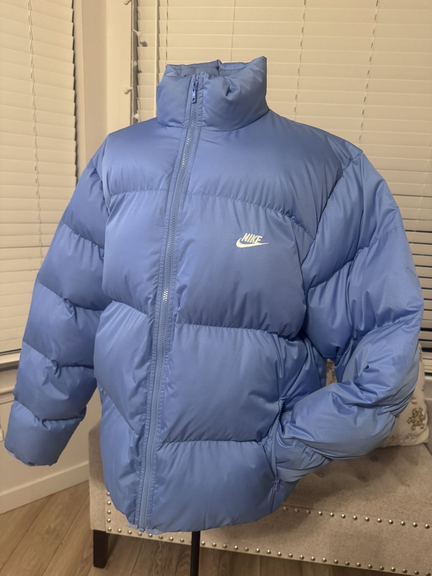 Mens Nike Jacket Size L