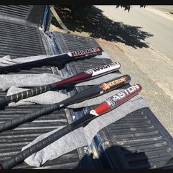 Brand New Never Used Baseball Softball Bats Easton Reflex sx70 34in 28oz 21/4 “ Barrel 7050 alloy, Louisville Slugger SB9AS 34in 32oz 2/14” Barrel,  A