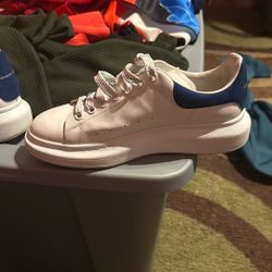 Alexander Mqueens