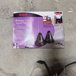 RCA Remote Control Signal Sender (Model: D940) DBS Satellite Accessories