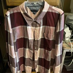 Tommy Hilfiger Button Down Shirt Women XL  Plaid Long Sleeve excellent condition smoke free