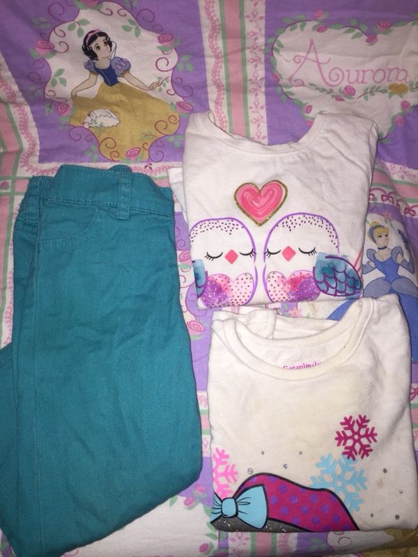 Children’s outfit 2T