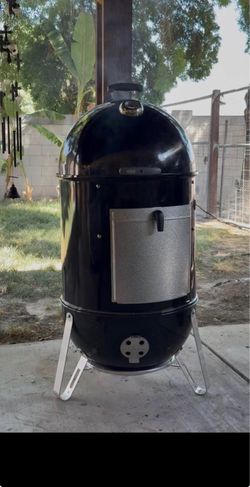 Weber Smokey Mountain 22”