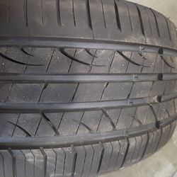 255/40R19 $300obo