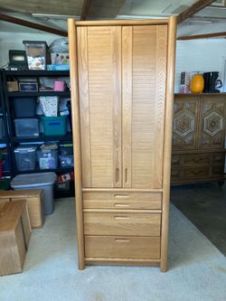 Vintage Post Modern Oak~Thomasville
