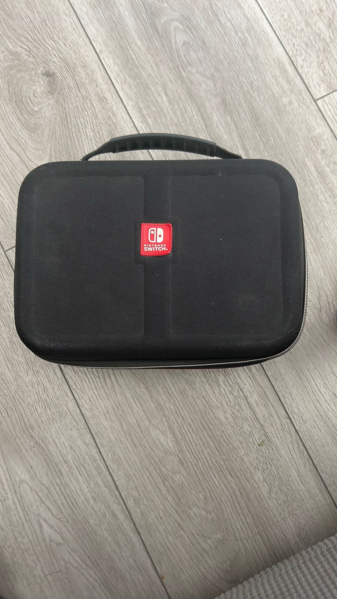 Nintendo Switch Case