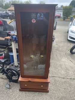 gun shelves free
