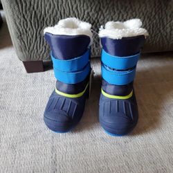 Cat & Jack Snow Boots Size 11