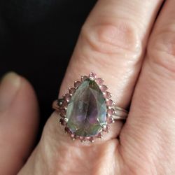 925 Stamped Silver Ring With Large Color Change Tear Drop Center Stone And Pink Round Brilliant Accent Stones! Must See! 