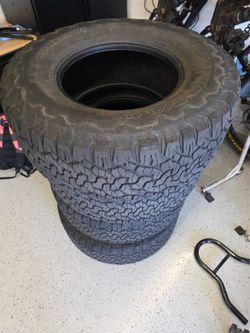 Set of 4 BFG KO2 315/70R17 TIRES (Raptor Factory 35s)