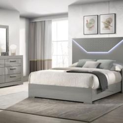 New 4pc Bedroom Set In Box 📦 🛑 Stop Paying Retail Prices 