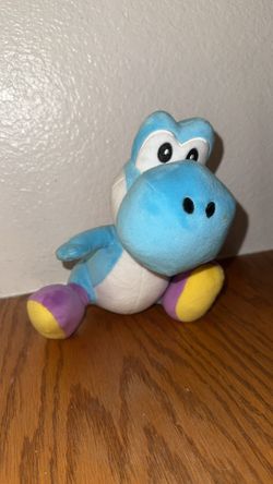 Yoshi Super Mario Plush 8" - Great Condition