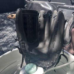 Baseball mitt