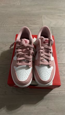 Nike Dunk Low Pink Glaze size 5Y