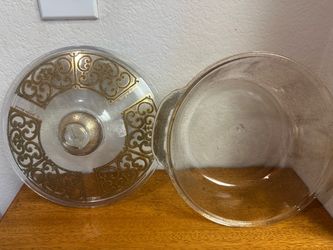 Vintage Pyrex dish
