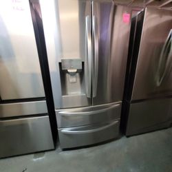 Refrigerator LG