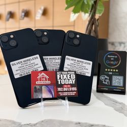 IPHONE 13 128GB UNLOCKED 🖤