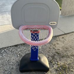Curb Alert — Little Tikes basketball hoop