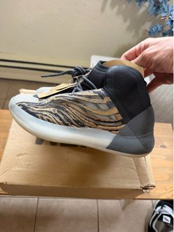 Adidas Yeezy QNTM “Amber Tint” Size 7M