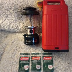 Vintage 1988 Coleman Powerhouse Double Mantle Lantern Model 290A700 with Carry Case