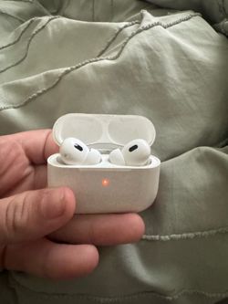 AirPods Pro 2nd generation great condition just don’t need them no more