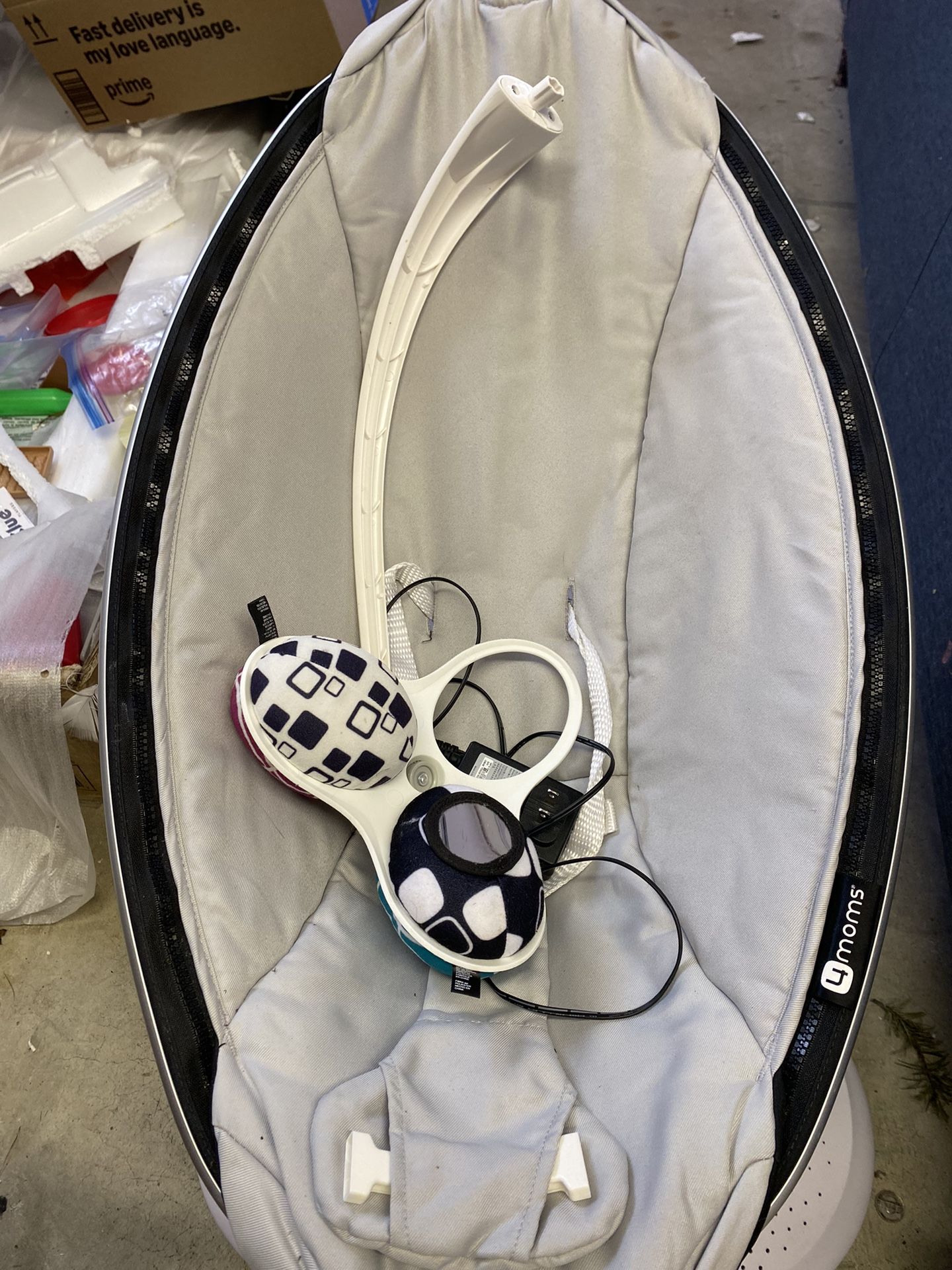 Mama Too Electrical Baby Rocker Swing