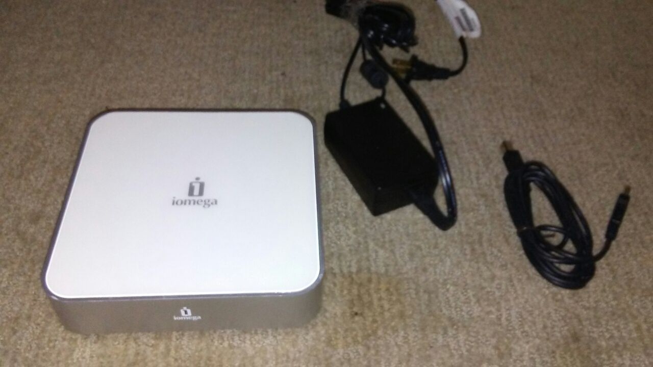 Iomega MINIMAX 1TB 7200 RPM 3.5" USB 2.0 / Firewire400 External Hard Drive