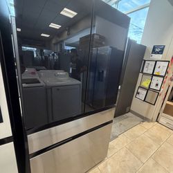 Samsung Bespoke Family Hubb 