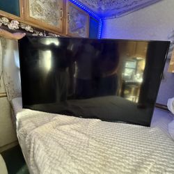 55 Inch Smart Tv And A Rotating Wall Mount