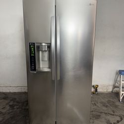 LG Stainless Steel Refrigerator 