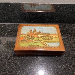 Vintage KRAKOW Poland Wooden Pyrography Hinged Small Jewelry Box Trinket Box 