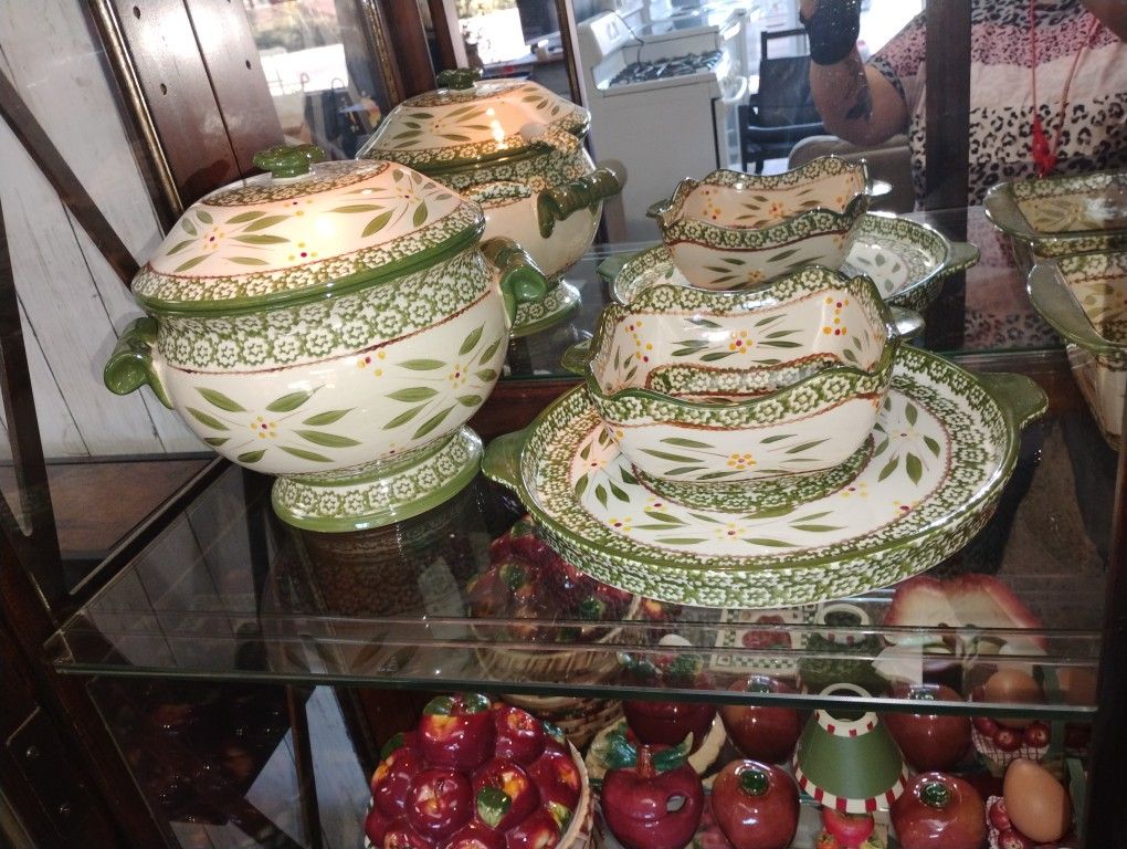 Bake Ware Beautiful Set