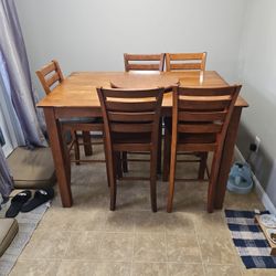 8 Person High Top Dining Table. Need Gone ASAP