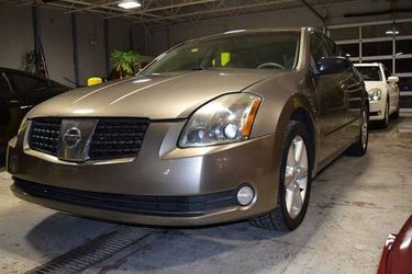 2005 Nissan Maxima 3.5 SE 4dr Sedan