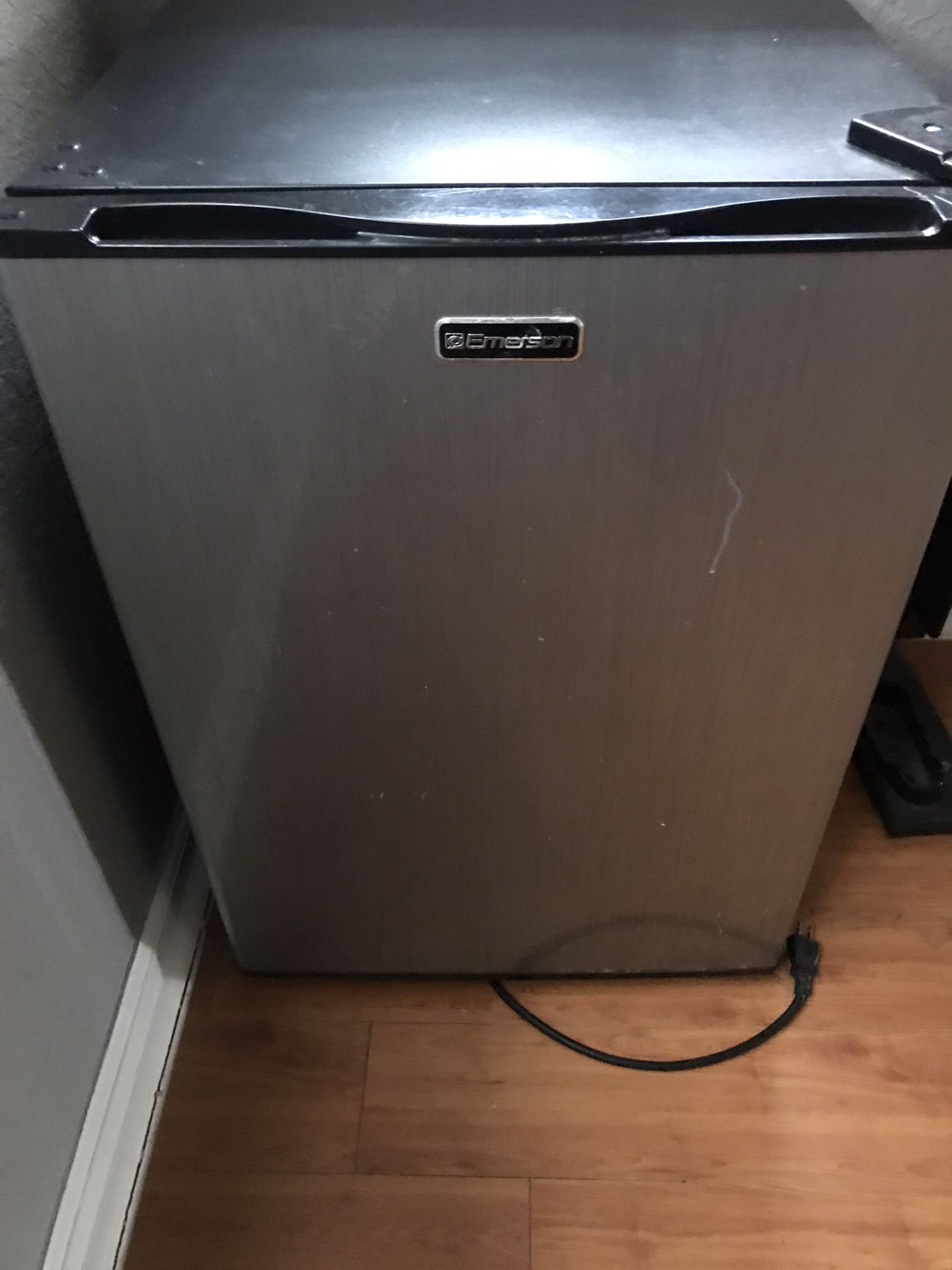 Emerson Mini fridge refrigerator with very small freezer