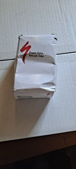 Specialized Airlock Tube 700