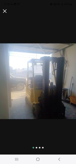 Forklifts 