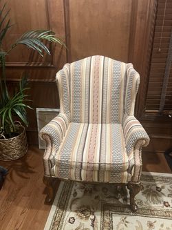 Accent Chair in Great Condition