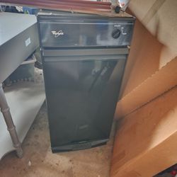 Built In Trash Compactor For Kitchen Or Garage