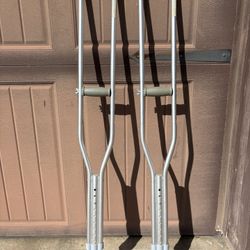 Crutches 