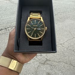 Nixon Watch