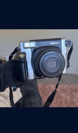 instax wide Polaroid camera