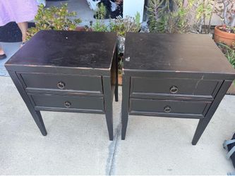 2 Nightstand set