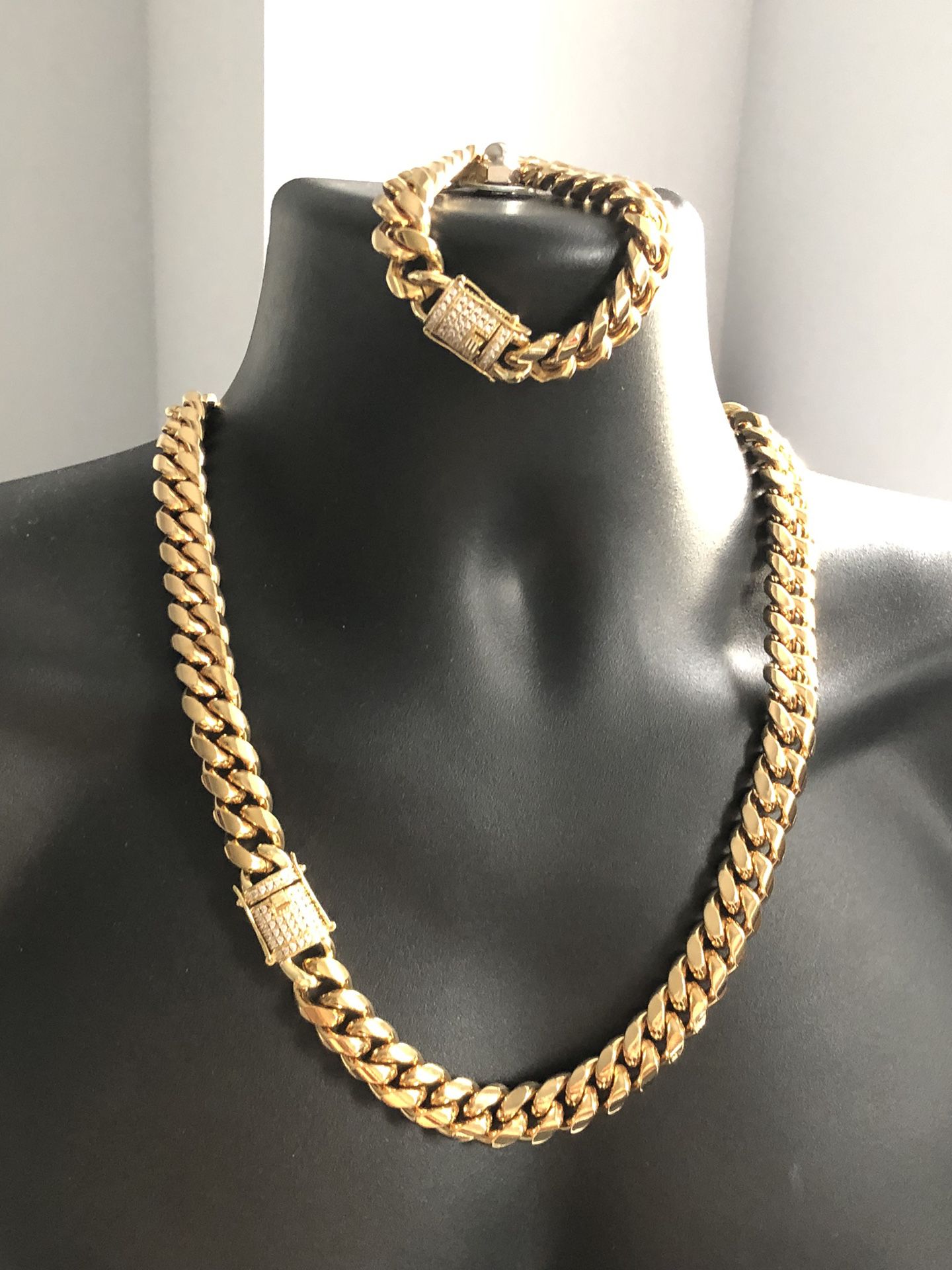 Miami Cuban 🇨🇺 Link SET Chain & Bracelet Diamond Box Clasp