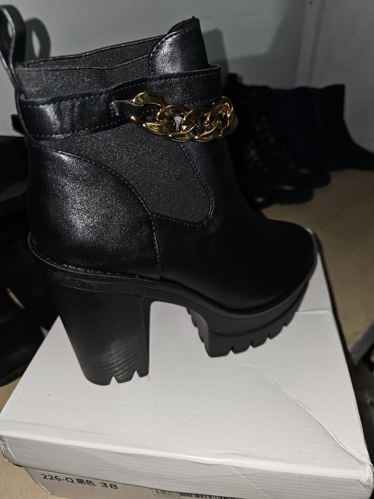 Womens Black Boots