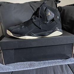 Jordan True Flight Black Metallic Gold-Black Size 13